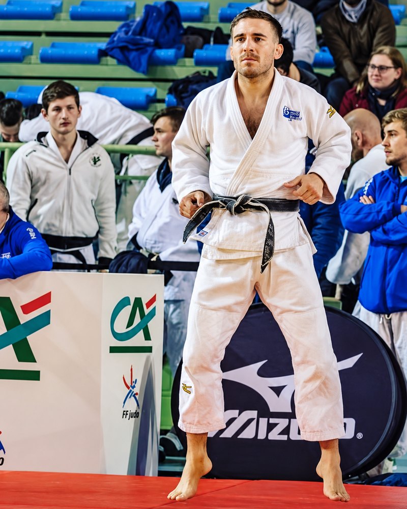 Kevin en compétition de judo, sur le tapis